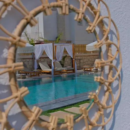 Zaena Hotel