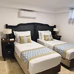 Zaena Hotel