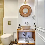 Zaena Hotel *